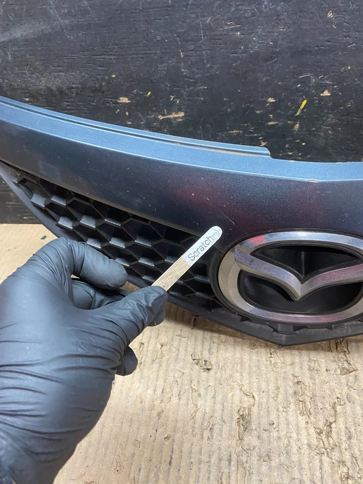 2004 2005 2006 Mazda 3 grelha frontal superior inserção fabricante de equipamento original T9999 DG - Imagem 4 de 4