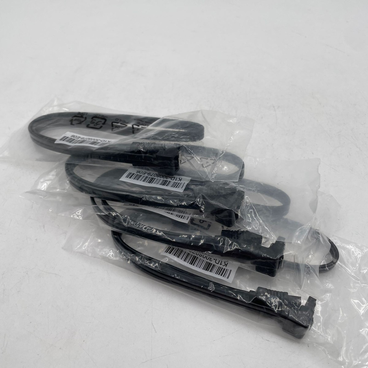 MSI 6GB/s SATA III DATA SSD Cable 90-degree K1D-3008079-E06 Pack-4