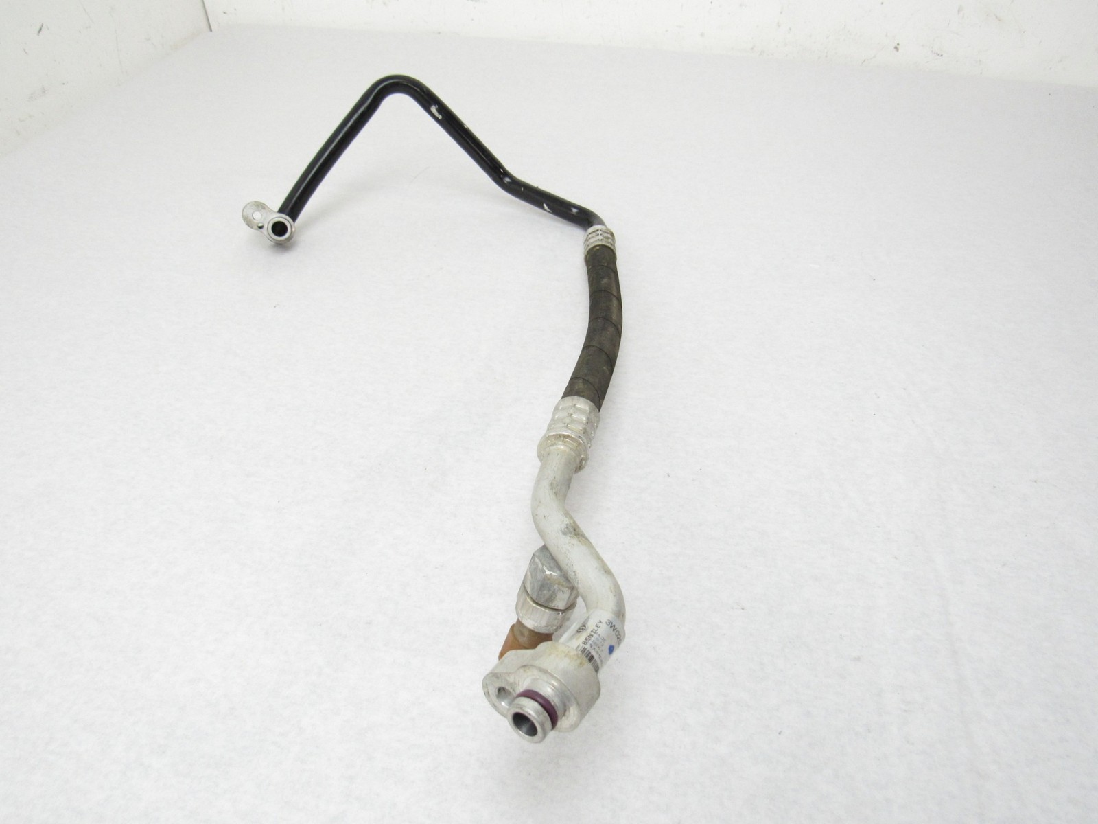 Bentley Continental GT 2013 AC A/C Refrigerant Suction Pipe Hose Line 11-18 ;:O