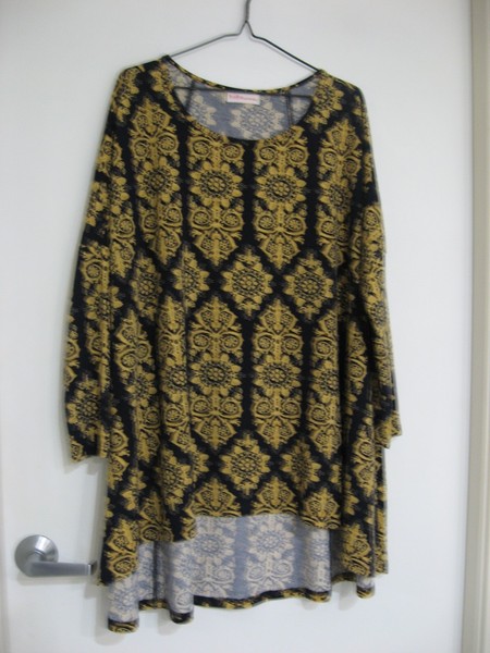 BOHO AUSTRALIA BLACK+GOLD PATTERNED 3/4 SLEEVE HI LO KNIT LOOK TUNIC TOP SIZE 2X