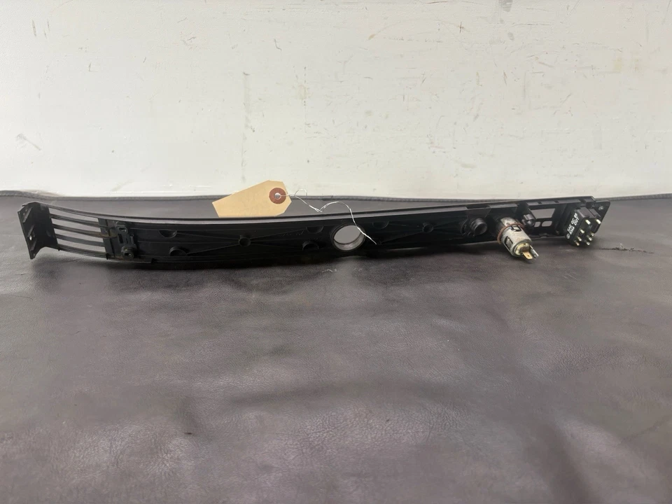 Отделочная панель приборной панели Porsche 944 - Изображение 4 из 4