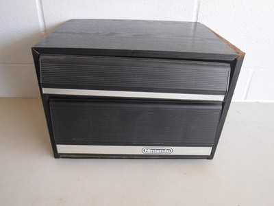 Vintage Nintendo NES 2-Drawer 28 Game Controller Zapper Storage Case, needs glue