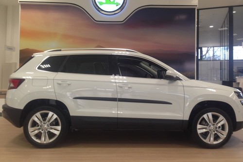 SKODA KAROQ SUV - Premium SCHUTZLEISTEN SEITENSCHUTZLEISTEN ZIERLEISTEN - Bild 3 von 10