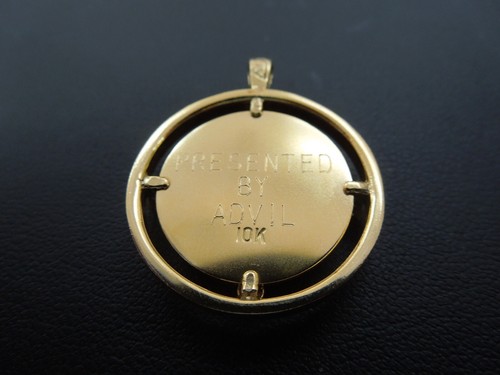 PGA Seniors Championship Pendant in 10K Gold - Picture 3 of 4
