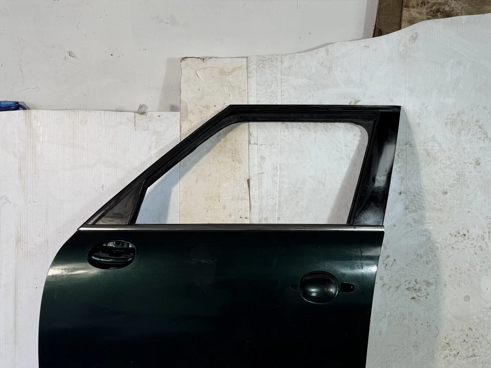 2011-2016 Mini Cooper Countryman Front Left Driver Side Door Shell Panel OEM. Foto 2 de 4