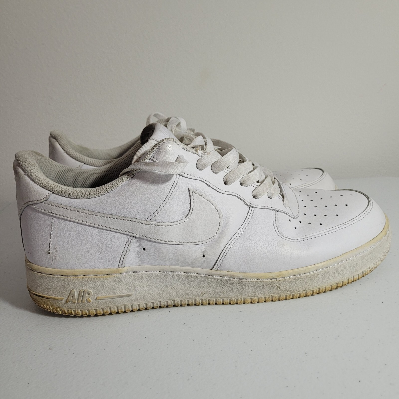 air force one white low