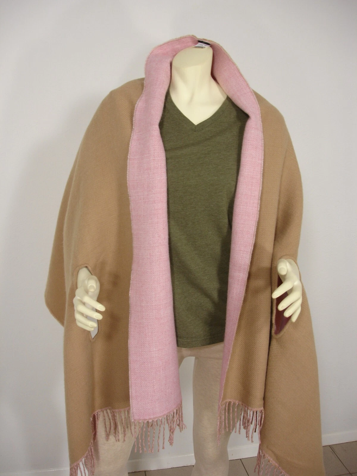 NEW J. CREW PINK / CAMEL WOOL BLEND REVERSIBLE PONCHO SHAWL WOMEN'S ONE SIZE