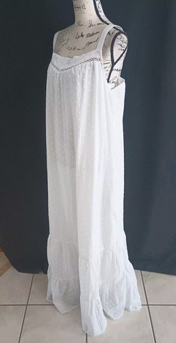 Sonoma White Women's Size 1X Maxi Sundress Floral Raised Dot Pattern - Picture 2 of 16