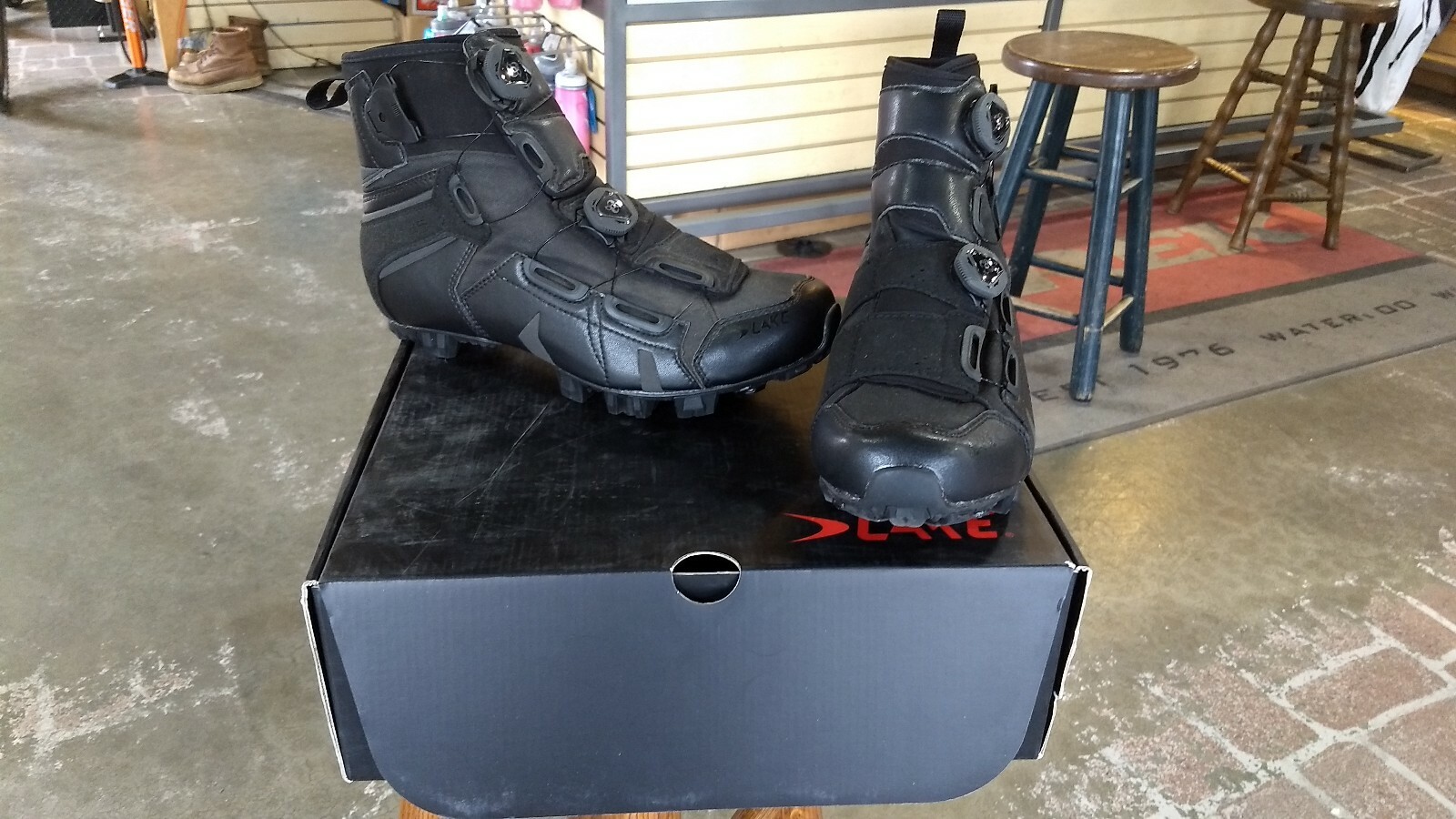 cycling boots