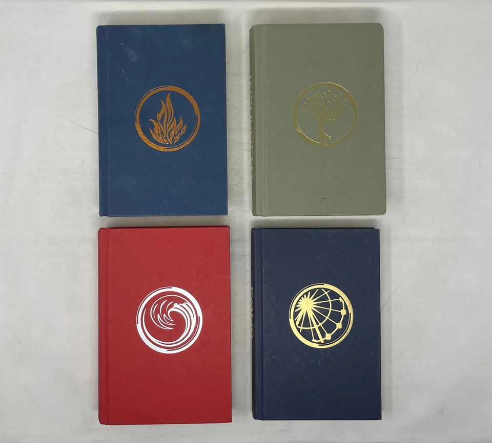 Divergent Complete Hardcover Book Set by Veronica Roth - Books 1-4 - Image 2 of 4