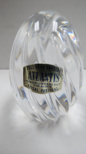 ATLANTIS FULL LEAD CRYSTAL MADE IN PORTUGAL EGG PAPERWEIGHT - Picture 2 of 5