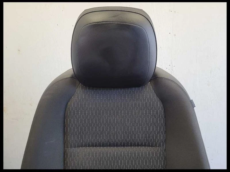 Chevrolet Caprice 2014-2017 sedán 6,0 L conductor pasajero tela asientos delanteros Foto 3 de 4