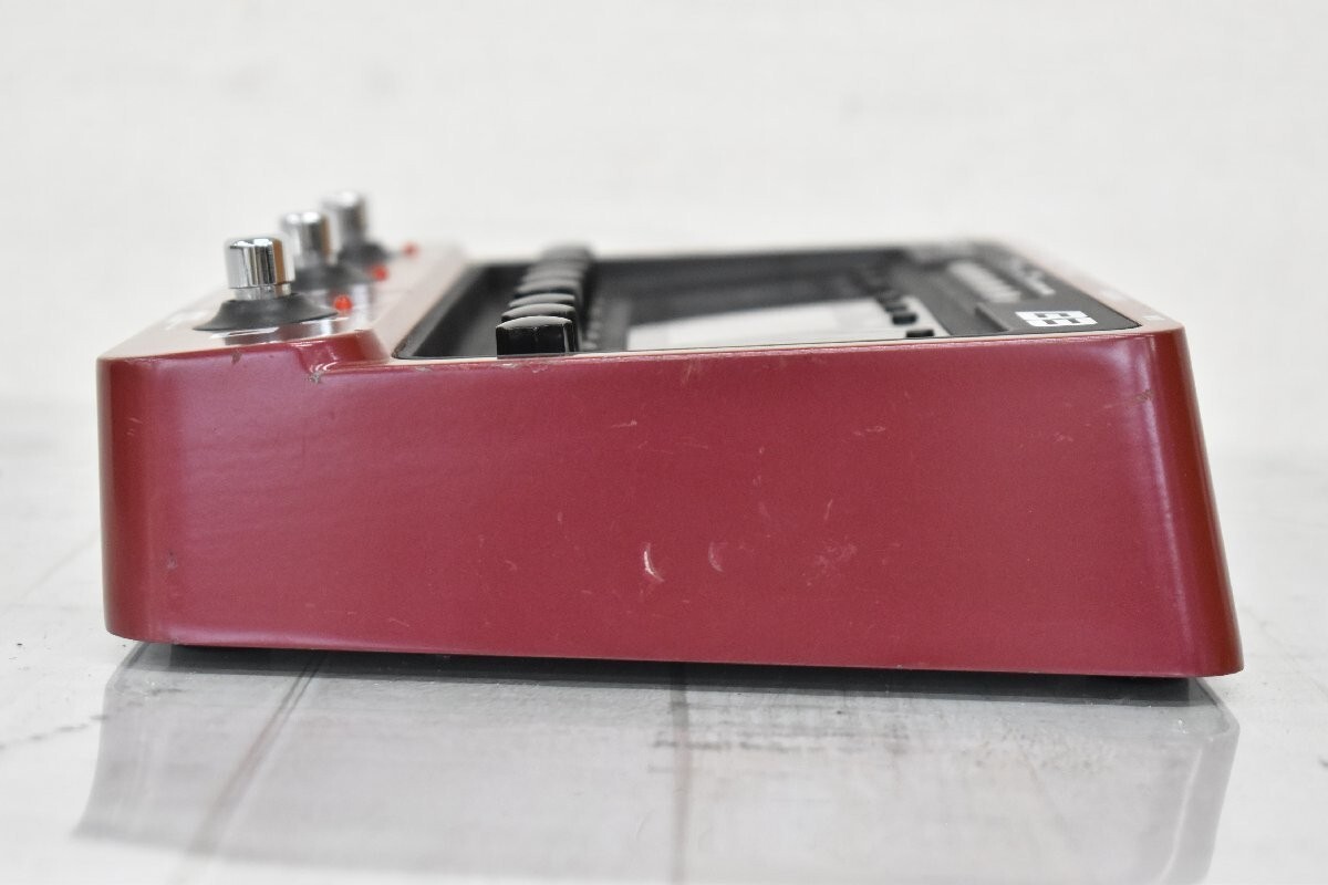 ZOOM B3 Bass Effects and Amp Simulator Bass Multi Effect