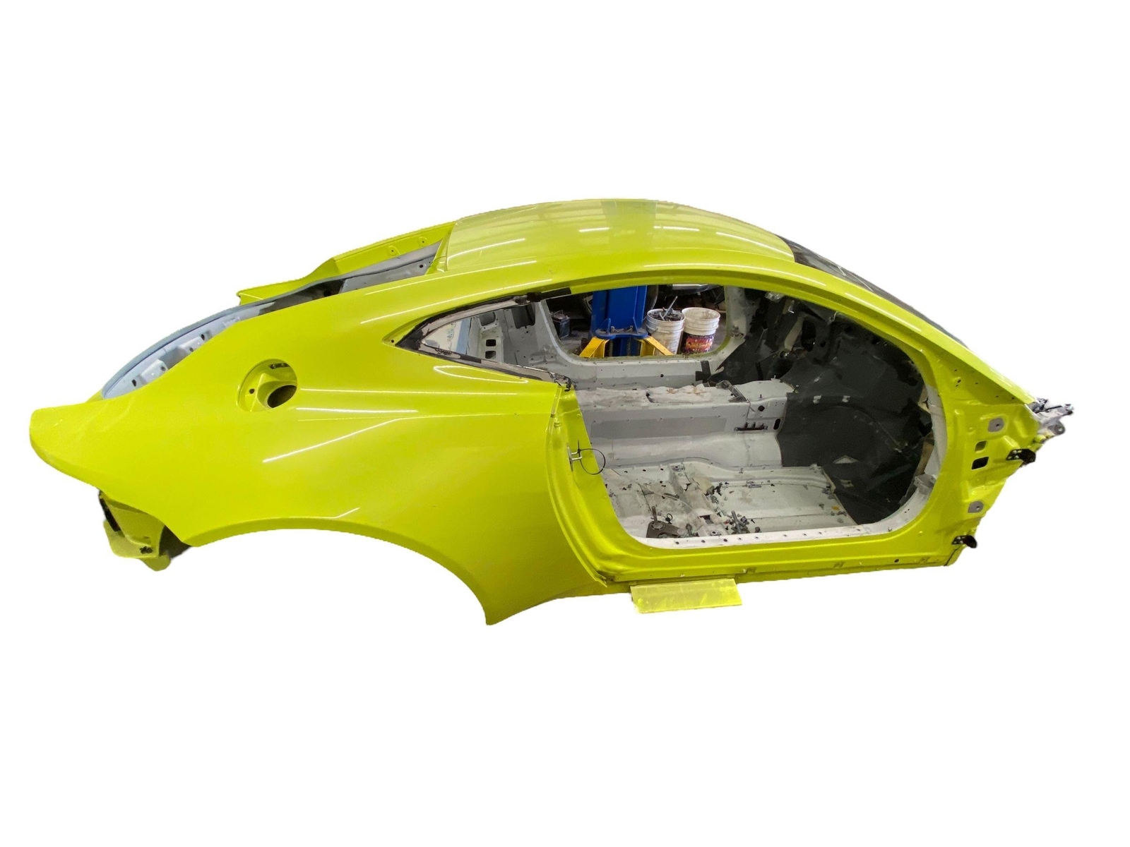 2019-2023 ASTON MARTIN VANTAGE COUPE RIGHT QUARTER PANEL SKIN LIME ESSENCE *CUT*