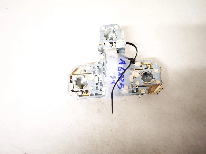14997400 149974-00 b5244s Tailight Bulb Holder (Lamp Carrier) FOR 