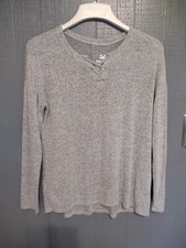 justice girls shirt 14/16 long sleeve Gray crew neck very soft. Cute front.  J 