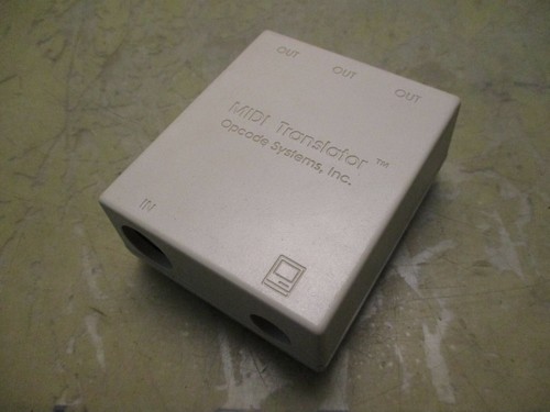 opcode systems traduttore midi [5*L-1] - Foto 1 di 4