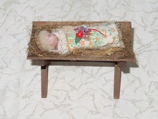 Cire Enfant Jésus Dans La Crèche !