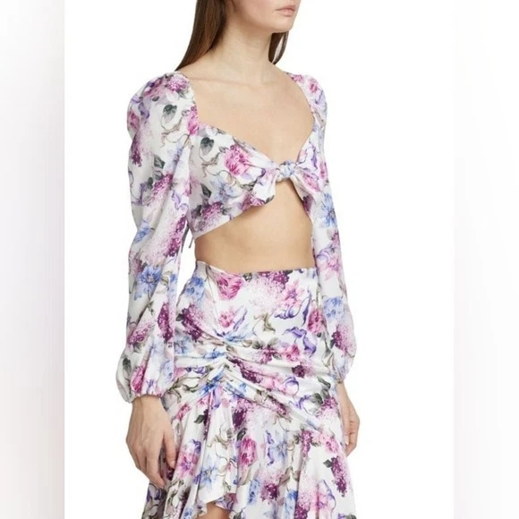 Top corto floral Cami NYC Leilana nuevo con etiquetas | Estampado de clemátide | Manga abullonada | Mediano Foto 4 de 4