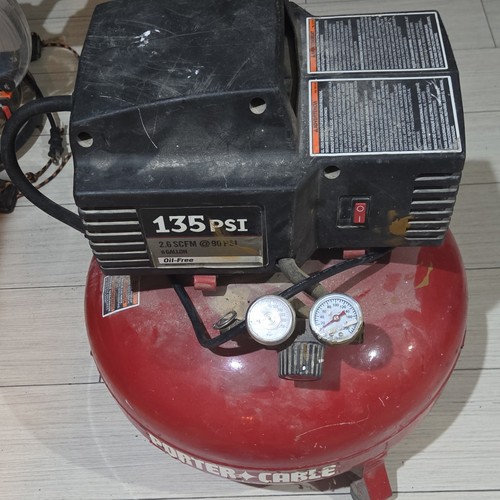 Porter Cable 135 PSI 6 Gallon Oil-Free Portable Air Compressor
