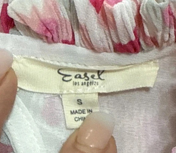 Women’s Small Lined Easel Floral Printed Ruffle S… - image 8