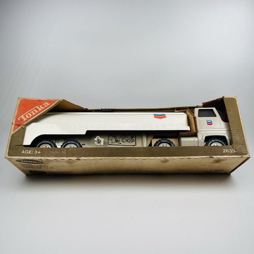 Vintage 1977 Tonka Toys Chevron Semi Trailer Tanker 8-Wheeler Steel Cabin Body - Picture 8 of 19