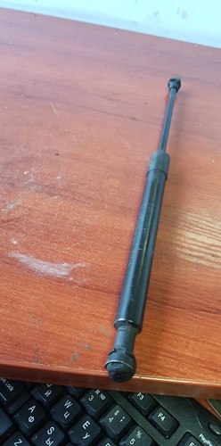 BMW 1er Motorhaube Gasfeder vorne links 7118370 E87