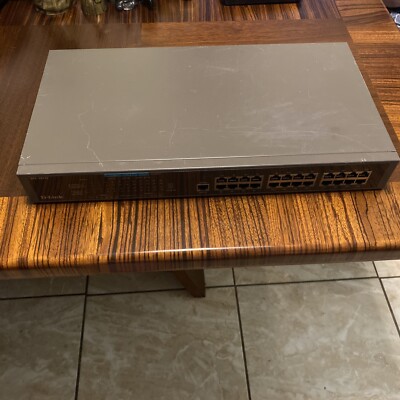D-Link DFE-2624x 24-Port Dual Speed Network Ethernet Switch