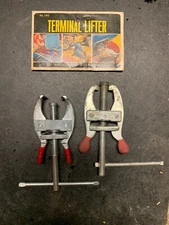 ONE - Hollywood Accessories Heavy Gauge Steel Car Battery Terminal Lifter Tool