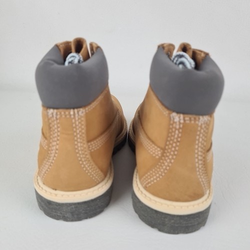 Timberland 6 IN Little Kid's Classic Boots 14721 Outdoor Hiking Wheat SZ 2.5 - Picture 6 of 9