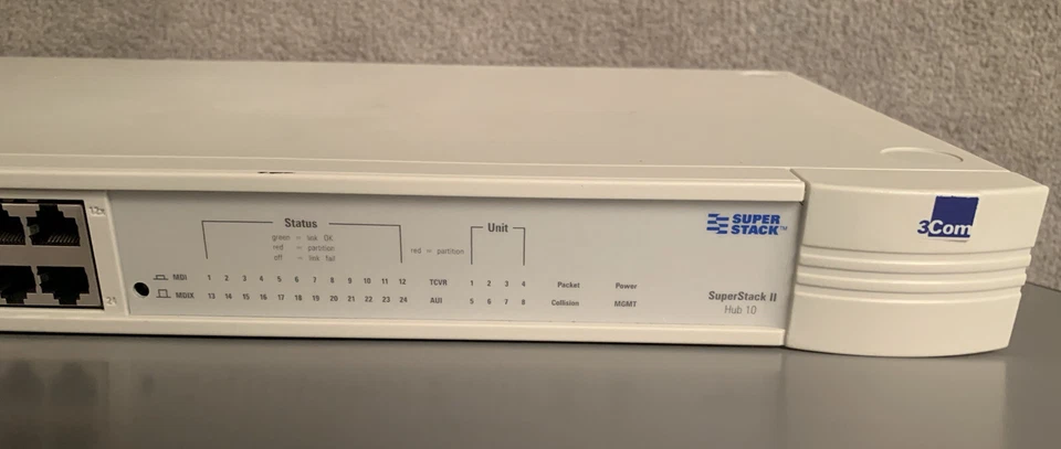 3Com 3C16671A 24-Port Hub 10 SuperStack 2 with 3C16630A Module - Image 2 of 4