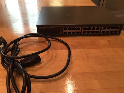 D-LINK DES-1024D 24 Port10/100 Mbps Fast Ethernet Switch Power Box