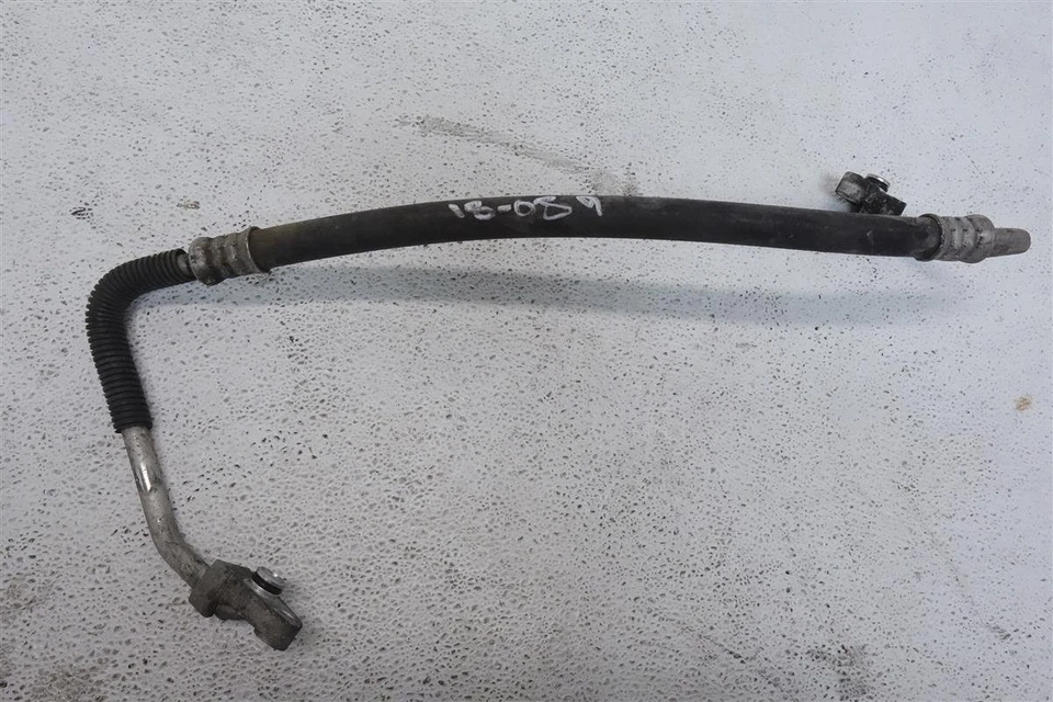 Manguera de descarga de aire acondicionado Toyota Prius 2004-2009 88703-47030 Foto 4 de 4