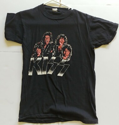 Vintage KISS Concert T-Shirt Lick It Up Tour 1984 Vinnie Eric Carr