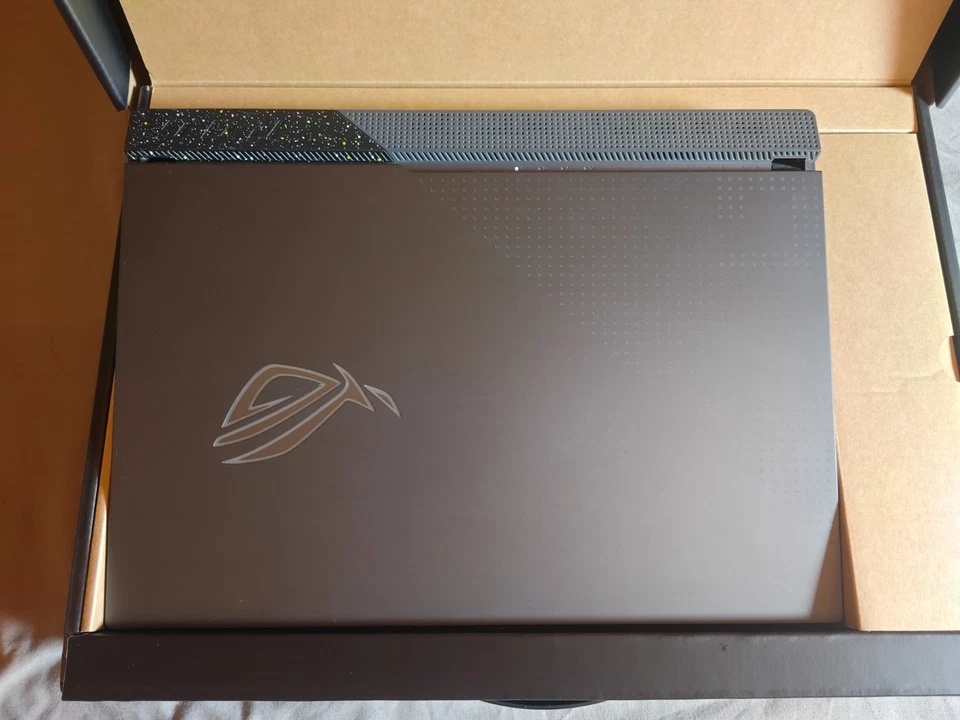 Asus Rog Strix G513RC RTX 3050 - Immagine 2 di 4