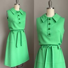 Mod Vintage 1960  s Green Polyester Knit Belted Dress Size Small
