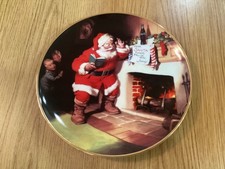 Santa Claus Coca Cola Christmas Plate #1 The Pause Refresh 1993-94 Franklin Mint