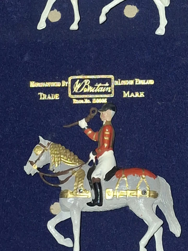 Conjunto conmemorativo W.Britian's Her Majesty's State Coach. Foto 3 de 4