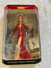 Barbie Gentleman Prefer Blondes Marilyn Monroe Red Dress NRFB 1997/17452