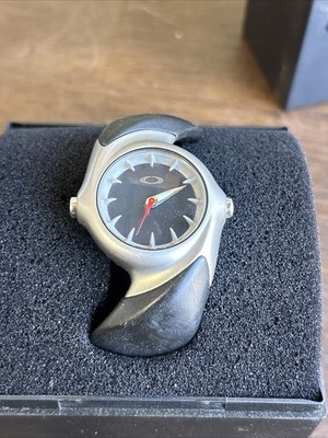 OAKLEY 10 BAR HYDROPHOBIC WATCH - Japan Movement | eBay