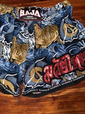 Raja Boxing Kickboxing Shorts 100% Satin Size L Boxing Fighting TT1