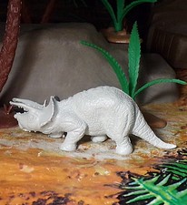 Marx 1950-1960 Type II Triceratops Light Gray Triceratops Misspelled