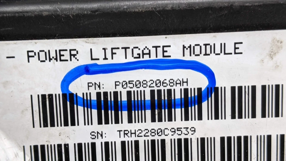 Módulo de puerta levadiza eléctrica OEM 2008-2010 TOWN AND COUNTRY GRAND CARAVAN P05082068AH Foto 2 de 2