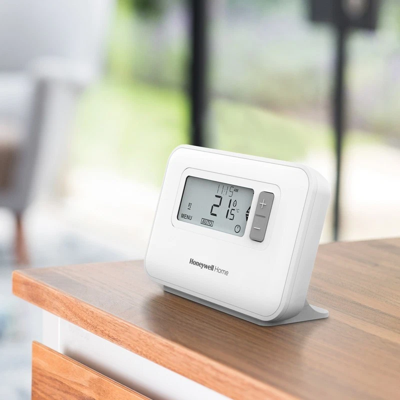 Honeywell Home T3R 7 Day Wireless Programmable Thermostat Digital Control - Image 3 of 3