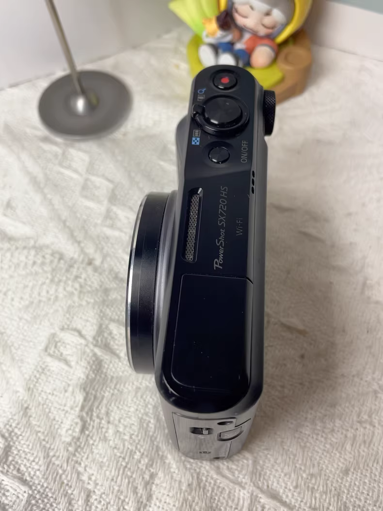 Digital Camera Canon PowerShot SX720 HS Black 20.3MP 40x Wi-Fi