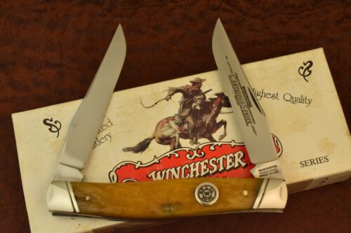 WINCHESTER TRADEMARK MADE IN USA BONE PREMIUM MUSKRAT KNIFE 2977 1995 (21446)