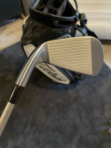 Titleist 2 Iron 712U X Stiff KBS 130g - Picture 10 of 10