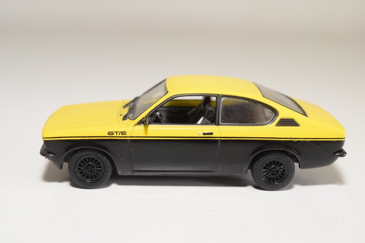 Mebetoys OPEL KADETT COUPE 1967 ミニカー Mebetoys OPEL