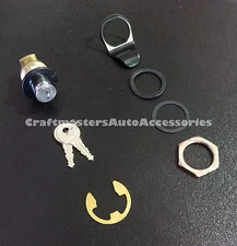  Truck cap / Tonneau  LEER Push Button Lock Handle w finger pull  # 81522-A