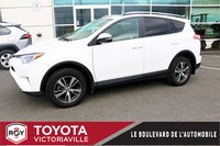 Toyota Rav4 awd xle toit ouvrant détecteur d'angles morts 2016